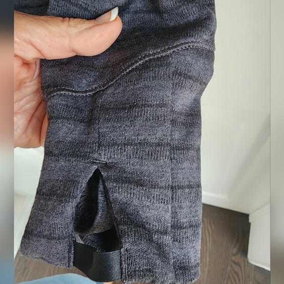 Salomon Lightning Half Zip Mid Layer Striped Running Shirt Size Medium Like New - Picture 4 of 9